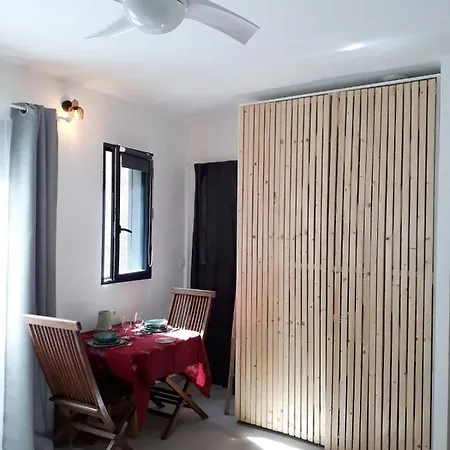 La Poterie Apartment *